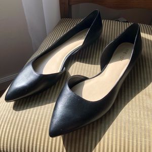 Nine West d’Orsay Black Flats